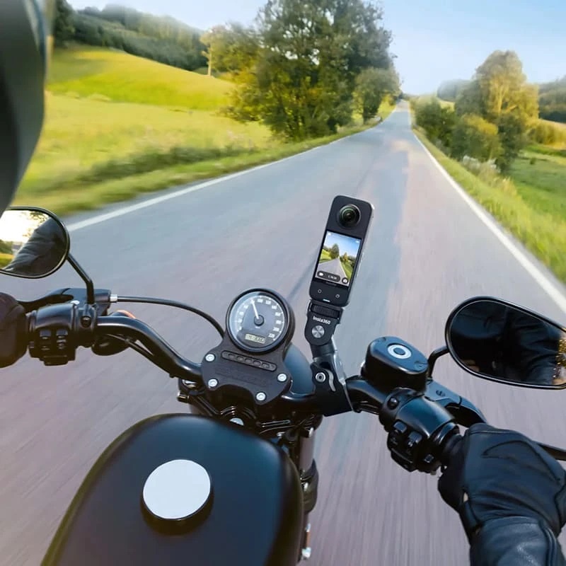 Комплект кріплень для мотоцикла Insta360 MOTORCYC BUNDLE (CINSAAVY) - фото 2