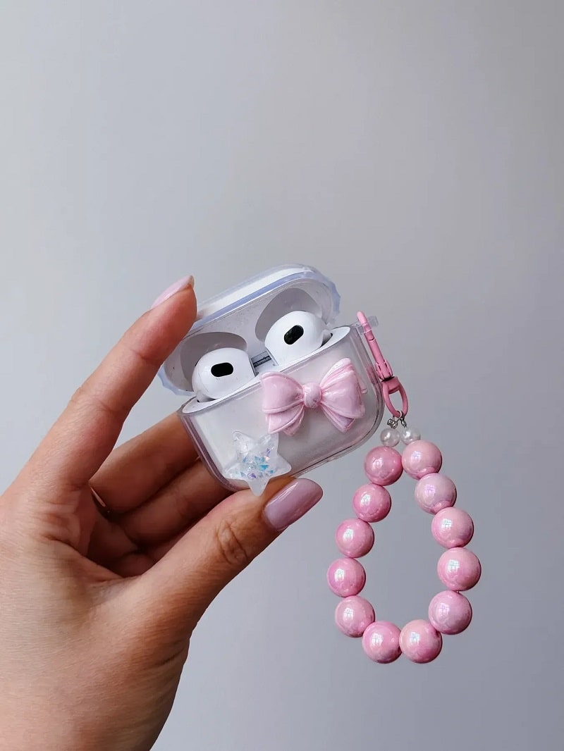 Чехол для AirPods Pro 2 - Charmed Collection "Pink Bow" - фото 1 Чехол для AirPods Pro 2 - Charmed Collection "Pink Bow" - фото 1