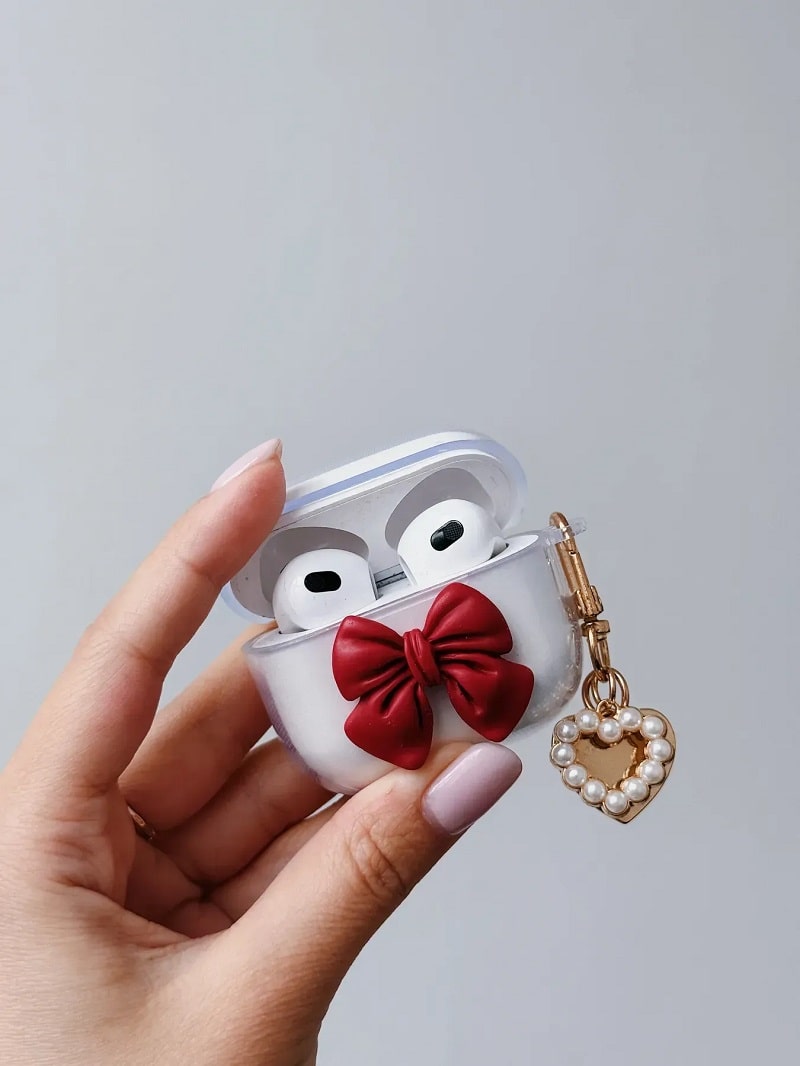 Чехол для AirPods 4 - Charmed Collection "Red Bow" - фото 1