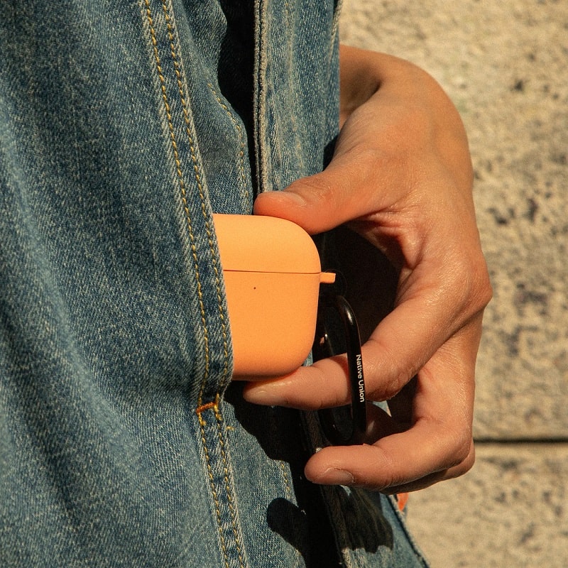 Чехол Native Union Active Case Apricot Crush for Airpods 4th Gen (ACTCSE-APR-AP4) - фото 1