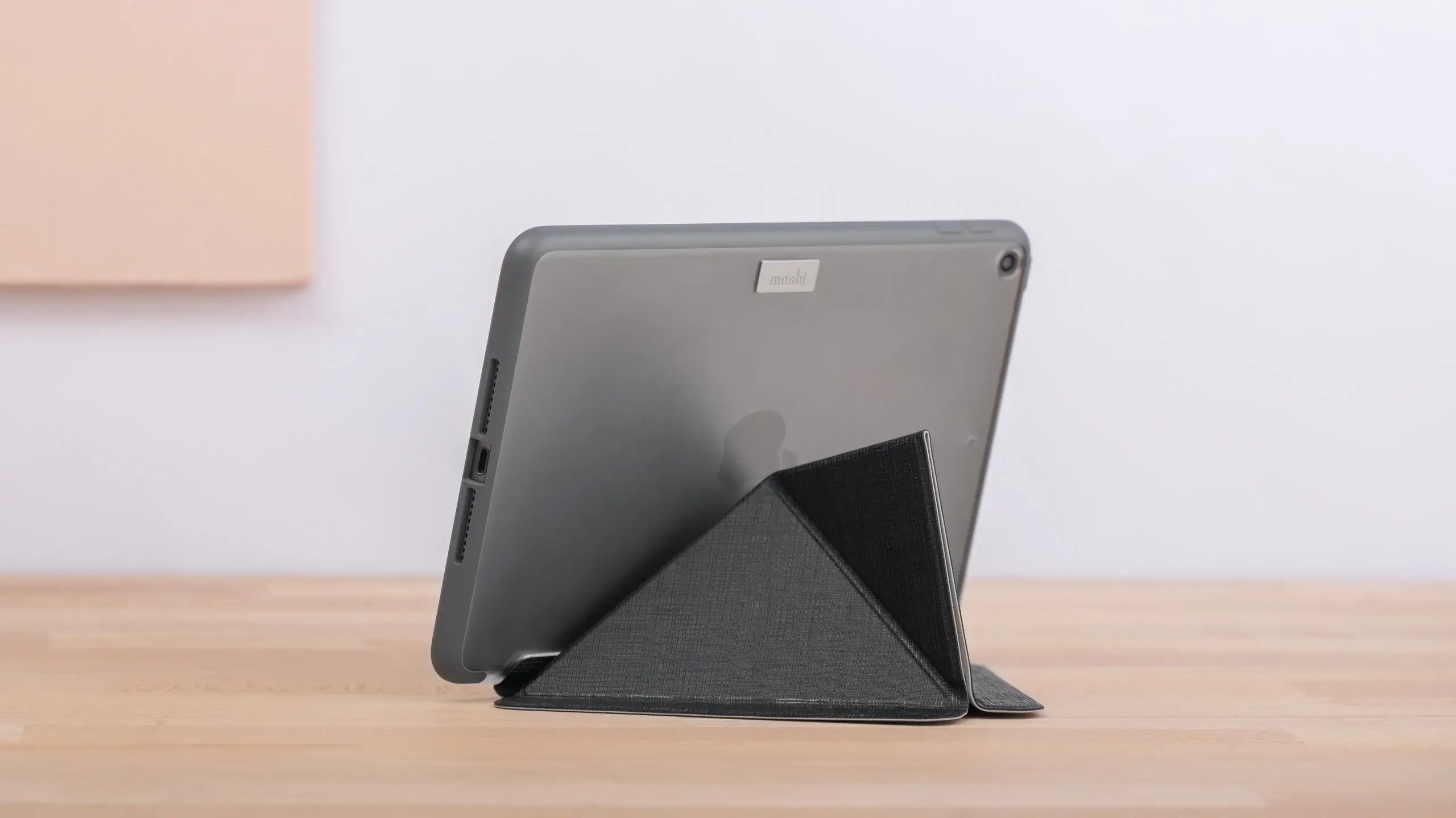 Чехол Moshi VersaCover Case with Folding Cover Charcoal Black for iPad Pro 11" (4th-1st Gen) (99MO231601) - фото 2