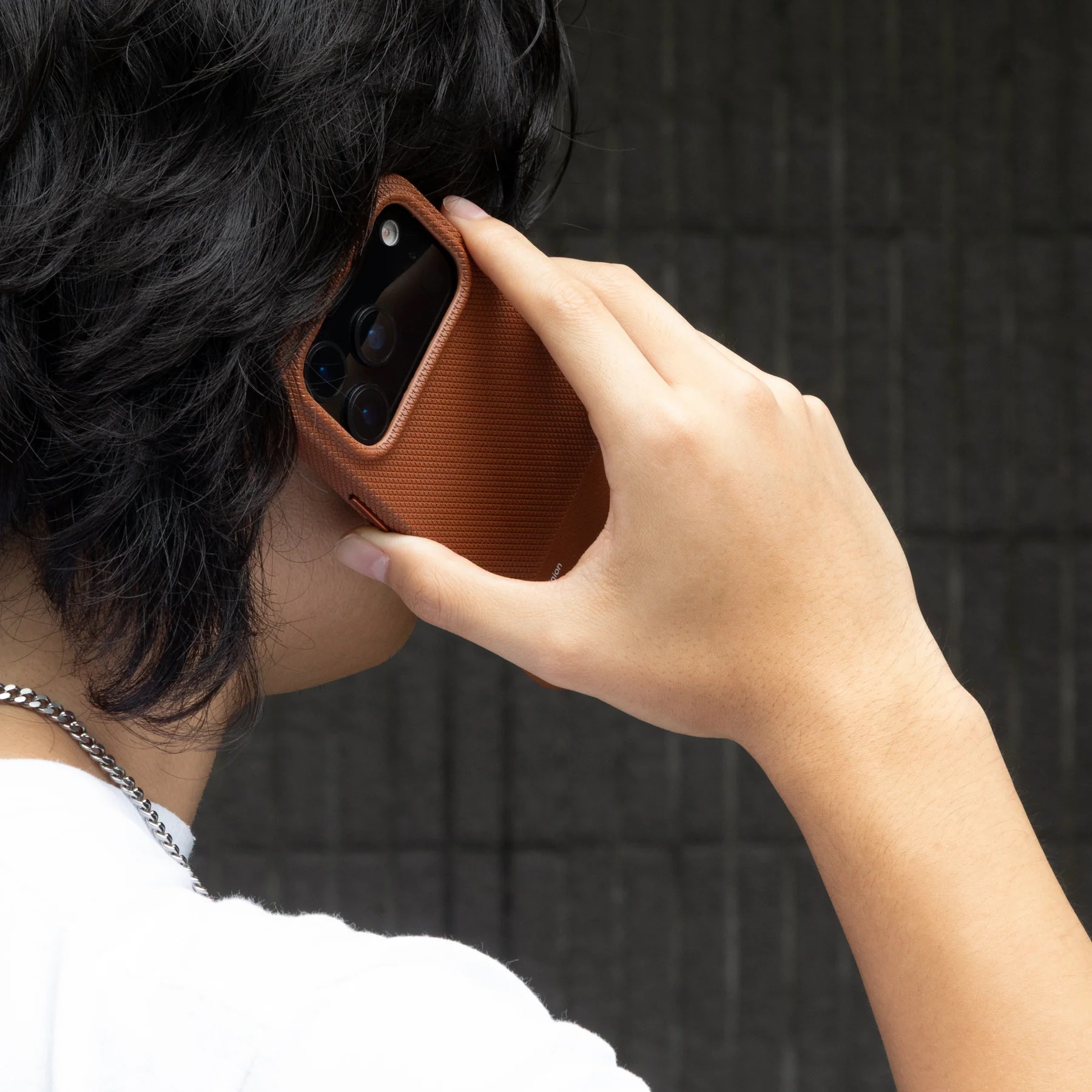 Чехол Native Union (RE) Classic Case Tan for iPhone 17 Pro (RECLA-TAN-NP25P) - фото 1 Чехол Native Union (RE) Classic Case Tan for iPhone 17 Pro (RECLA-TAN-NP25P) - фото 1