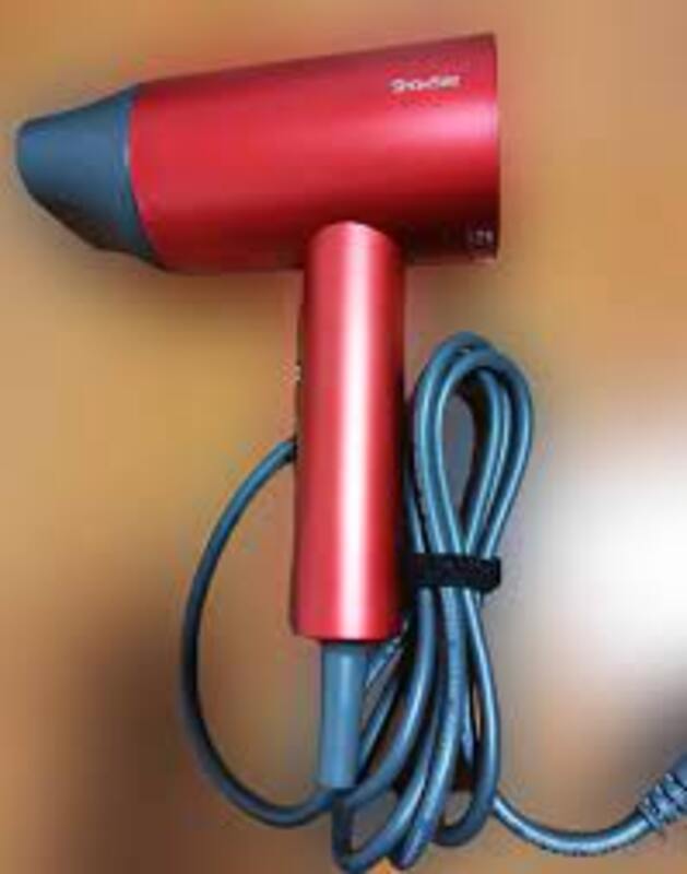Фен Xiaomi ShowSee Electric Hair Dryer A5-R Red - фото 1 Фен Xiaomi ShowSee Electric Hair Dryer A5-R Red - фото 1