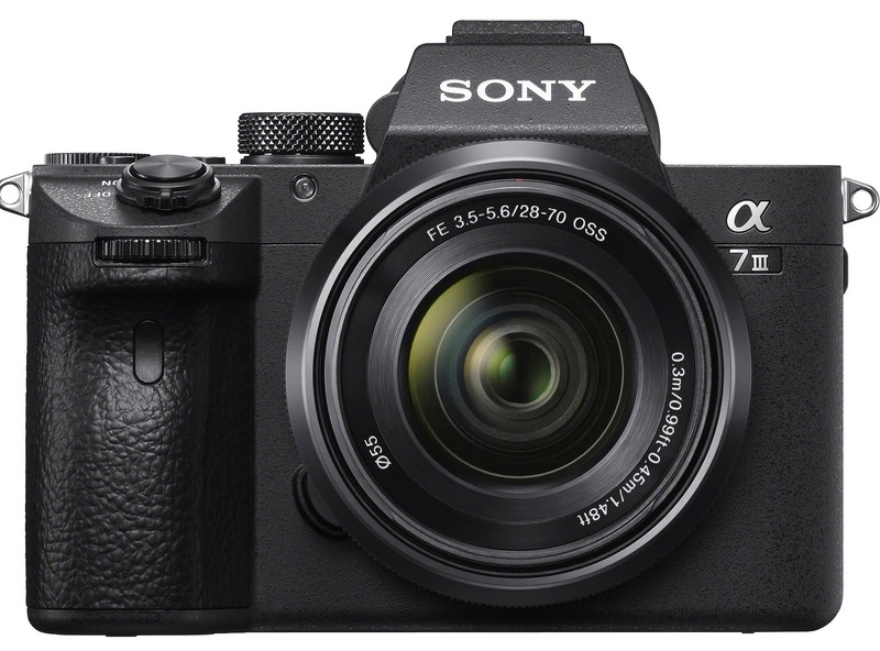 Бездзеркальний фотоапарат Sony Alpha A7 III kit 28-70mm OSS (ILCE7M3KB)