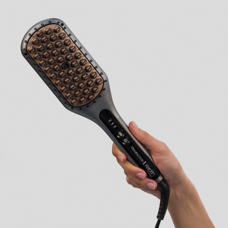 Електрогребінець Remington Keratin Protect CB7480 Europe - фото 1 Електрогребінець Remington Keratin Protect CB7480 Europe - фото 1
