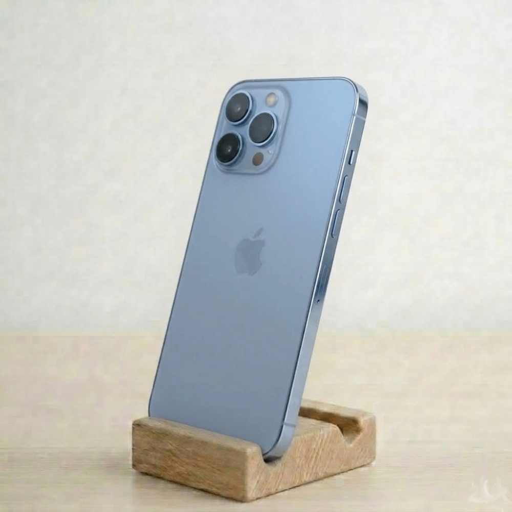 Вживаний Apple iPhone 13 Pro Max 128GB Sierra Blue (MLL93) Ідеальний стан