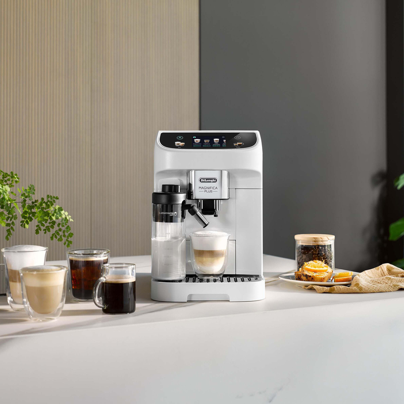 Кавомашина DeLonghi Magnifica Plus ECAM 320.60.W Europe - фото 4