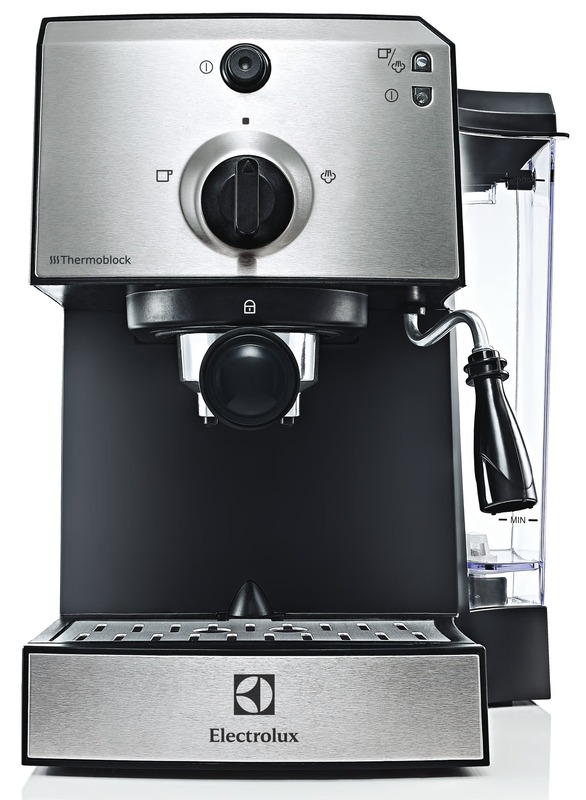Кавоварка Electrolux EEA 111