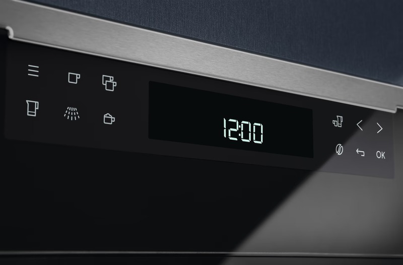 Встроенная кофемашина Electrolux KBC65X Europe - фото 1 Встроенная кофемашина Electrolux KBC65X Europe - фото 1