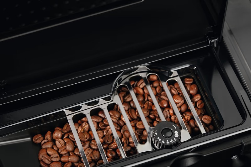Встроенная кофемашина Electrolux KBC65X Europe - фото 3 Встроенная кофемашина Electrolux KBC65X Europe - фото 3
