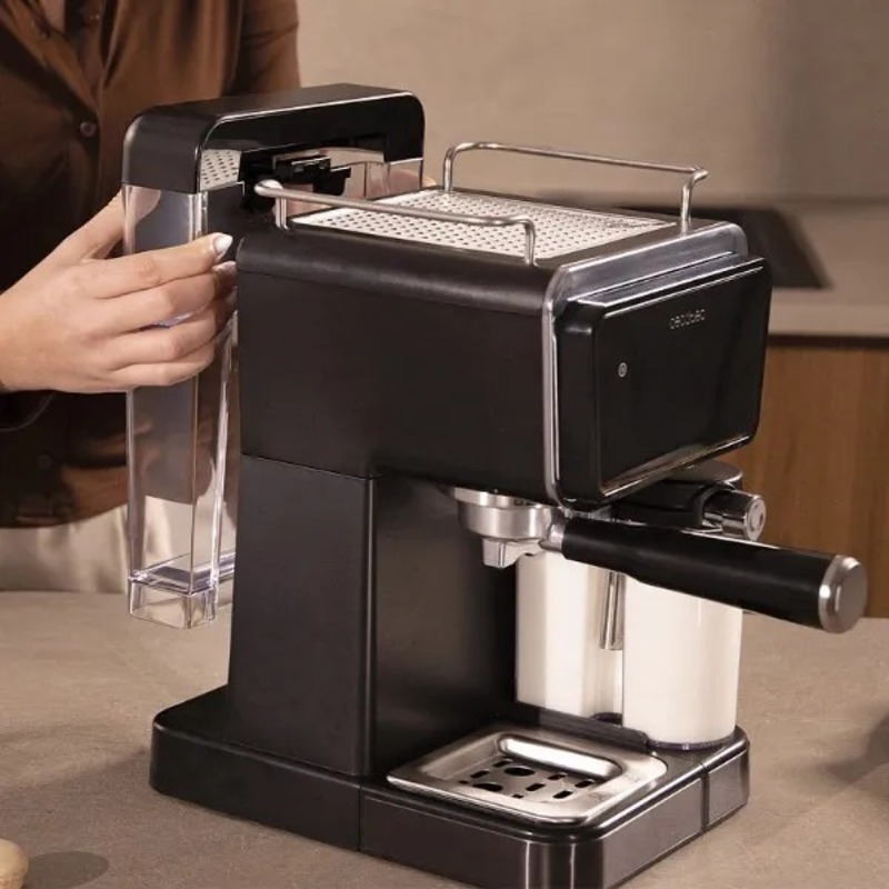 Кавоварка Cecotec Power Espresso Touch ColdBrew Latte (A01_EU01_108986) - фото 4 Кавоварка Cecotec Power Espresso Touch ColdBrew Latte (A01_EU01_108986) - фото 4