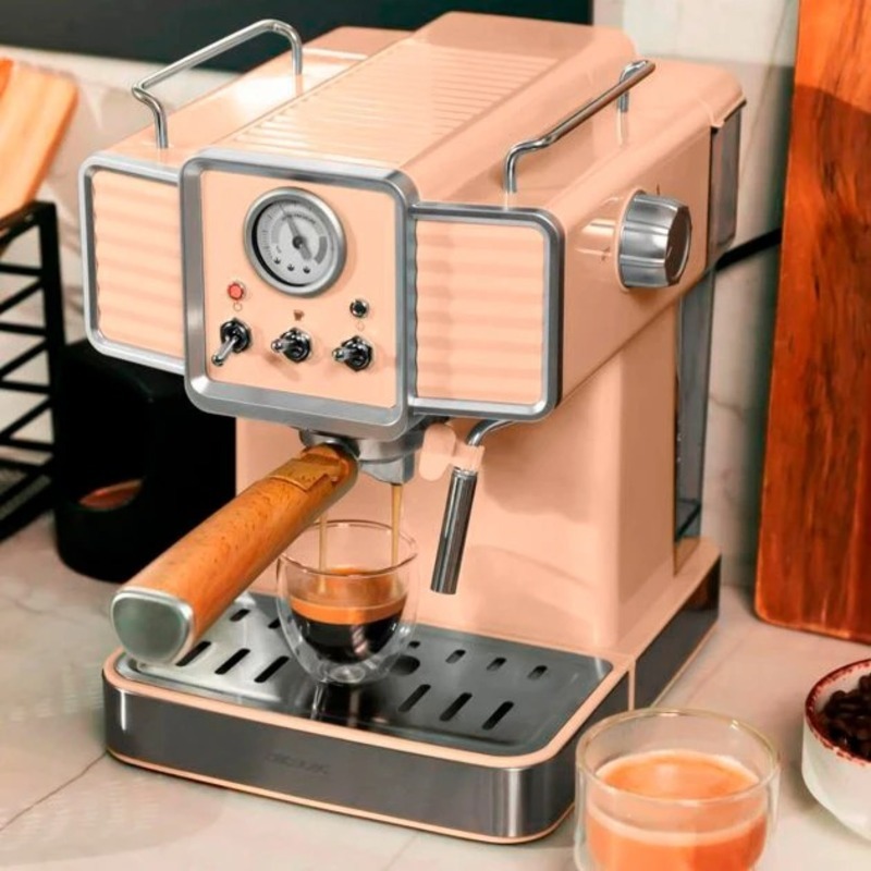 Кавоварка Cecotec Cumbia Power Espresso 20 Tradizionale Light Beige (CCTC-01585) - фото 4 Кавоварка Cecotec Cumbia Power Espresso 20 Tradizionale Light Beige (CCTC-01585) - фото 4