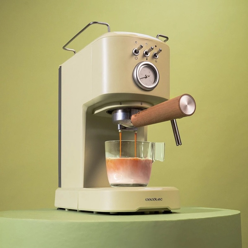 Кавоварка Cecotec Cumbia Power Espresso 20 Retro Green (CCTC-01723) Europe - фото 2 Кавоварка Cecotec Cumbia Power Espresso 20 Retro Green (CCTC-01723) Europe - фото 2
