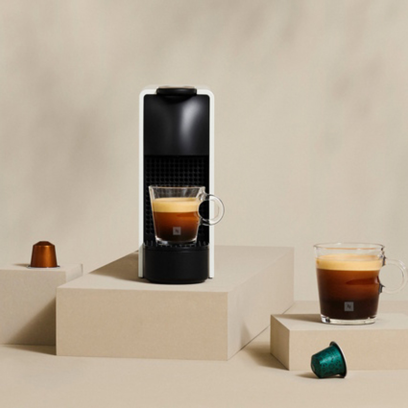 Кавоварка Krups Nespresso Essenza Mini XN1101RD Europe - фото 3
