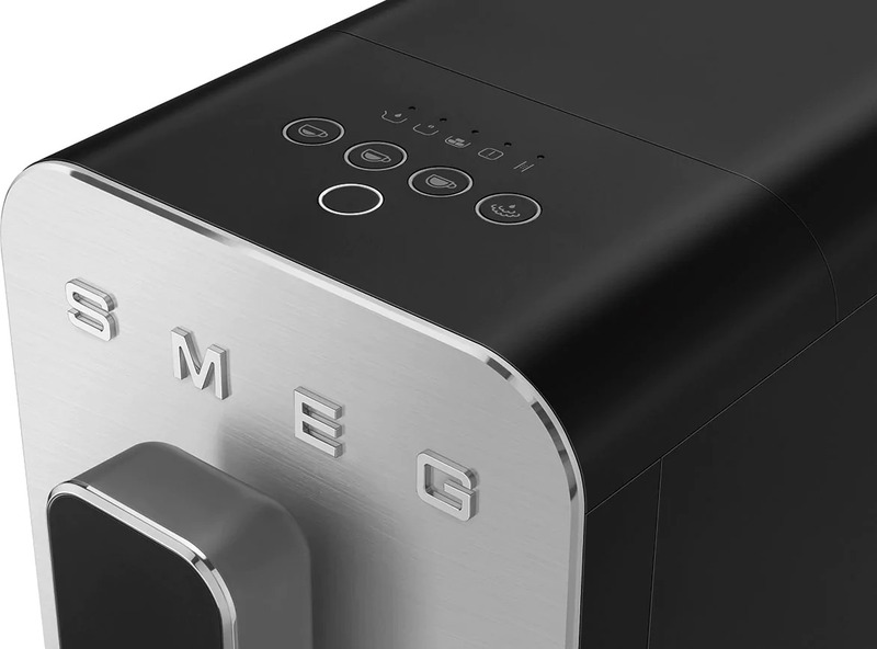 Кавомашина Smeg BCC12BLMEU - фото 4 Кавомашина Smeg BCC12BLMEU - фото 4