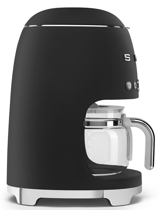Кофеварка Smeg DCF02BLMEU Europe - фото 2 Кофеварка Smeg DCF02BLMEU Europe - фото 2