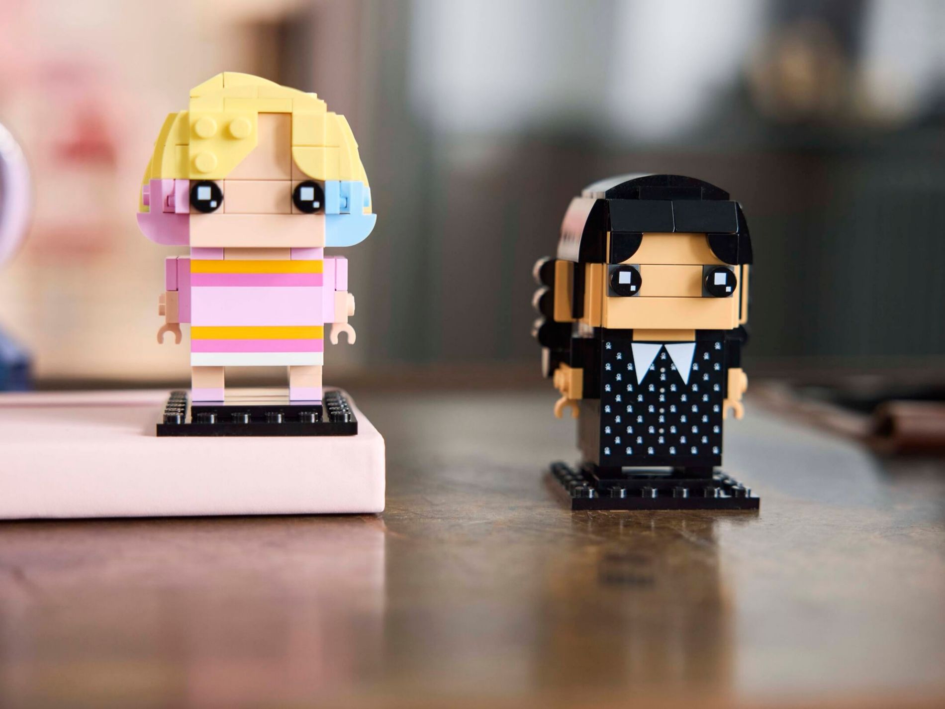Конструктор Lego Brick Headz Уэнсдей и Энид (40750) - фото 3 Конструктор Lego Brick Headz Уэнсдей и Энид (40750) - фото 3