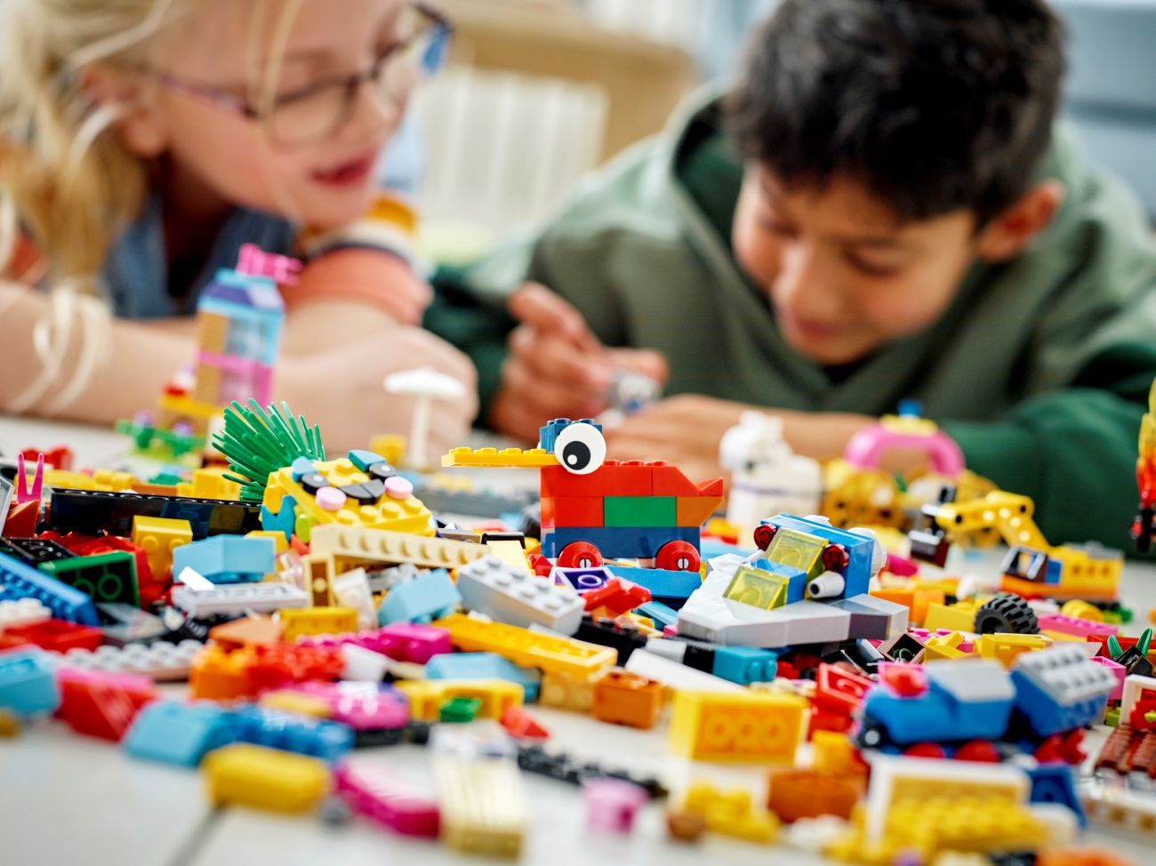 Конструктор Lego classic 90 лет игры (11021) - фото 5