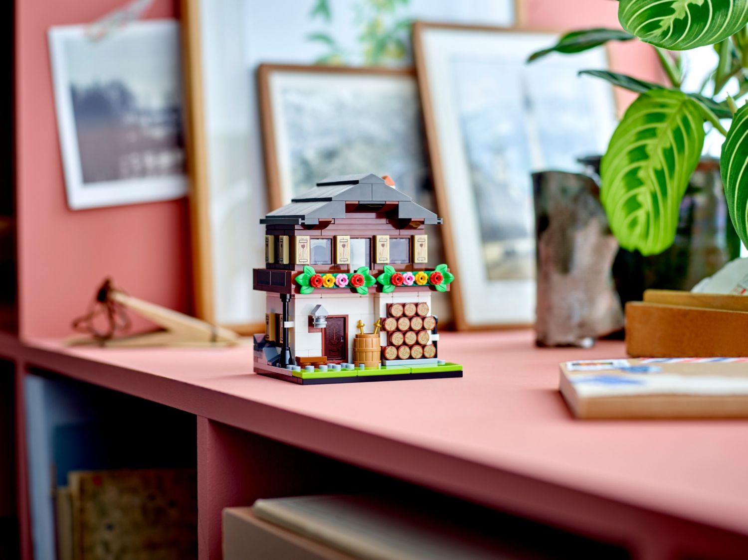 Конструктор Lego Creator Дома мира 3 (40594) - фото 2 Конструктор Lego Creator Дома мира 3 (40594) - фото 2
