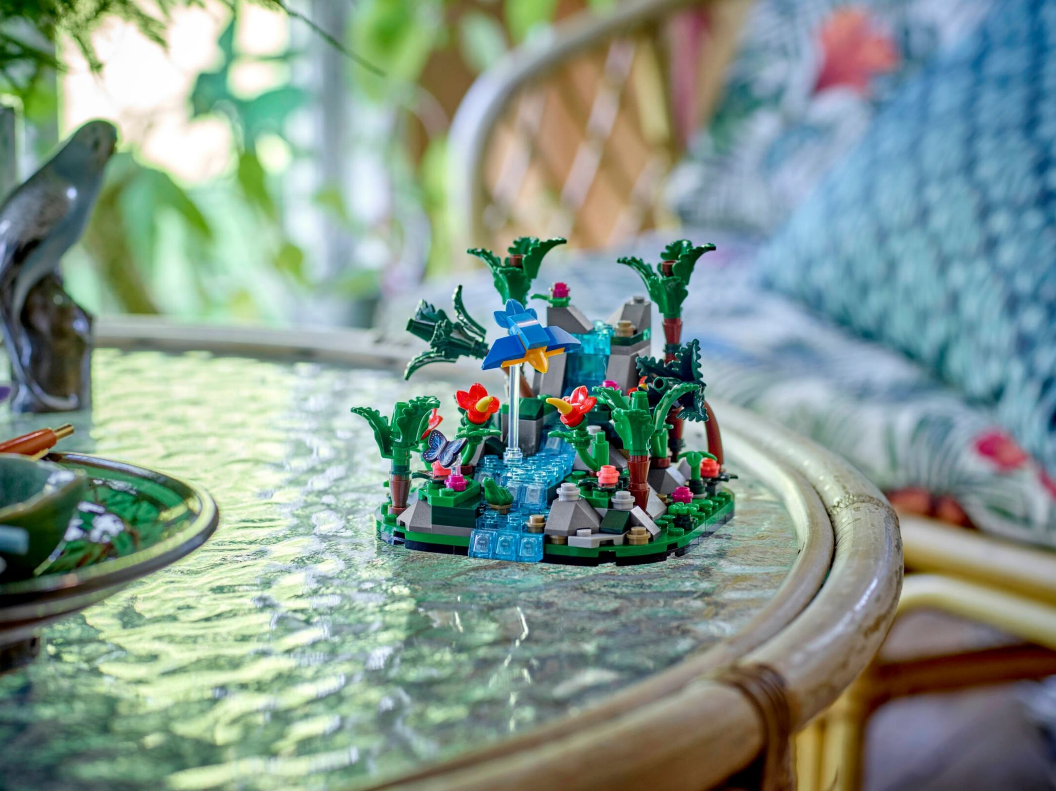 Конструктор Lego Діорама тропічного лісу (40782) - фото 2 Конструктор Lego Діорама тропічного лісу (40782) - фото 2