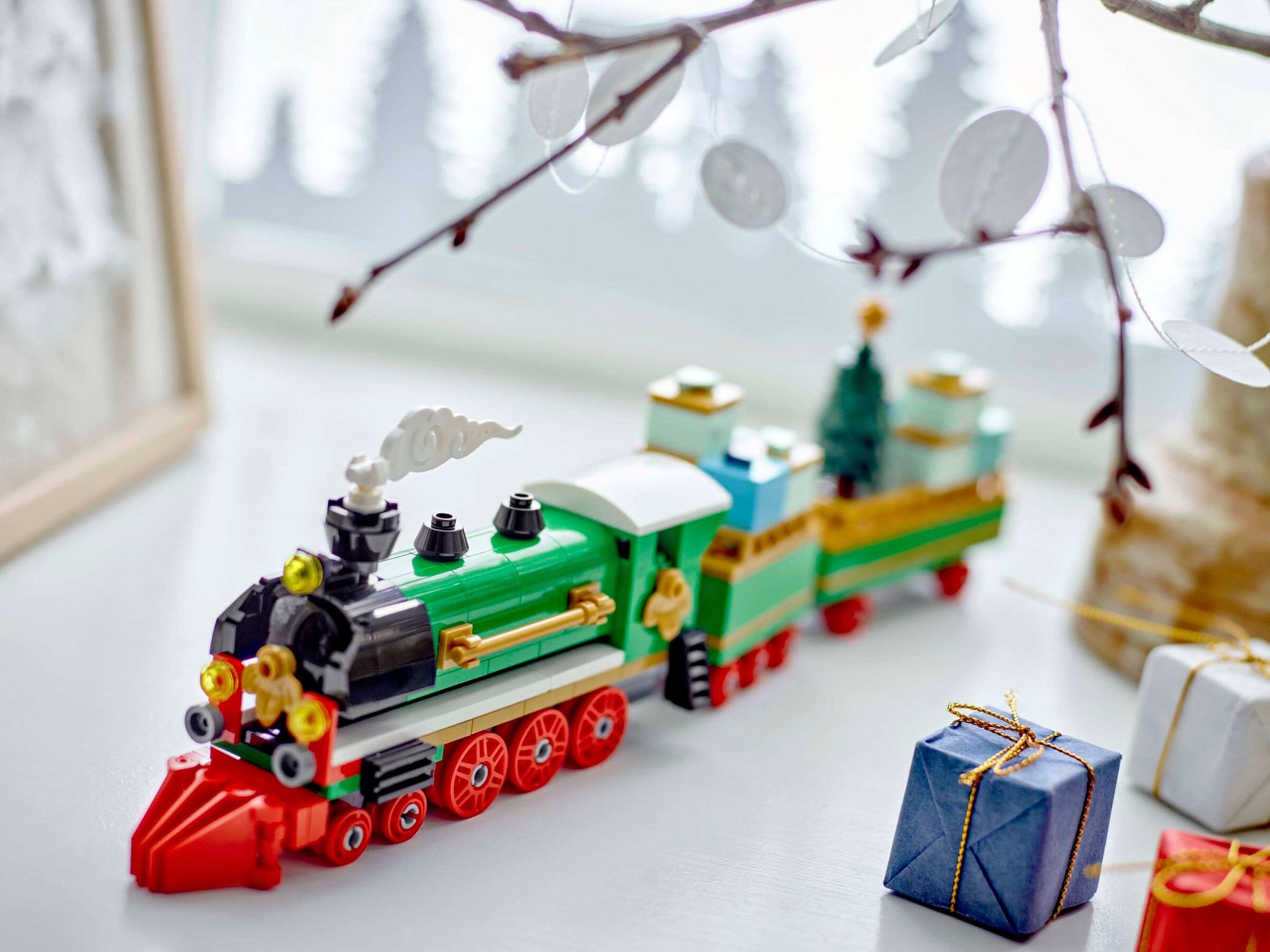 Конструктор Lego Зимовий святковий поїзд (40700) - фото 2