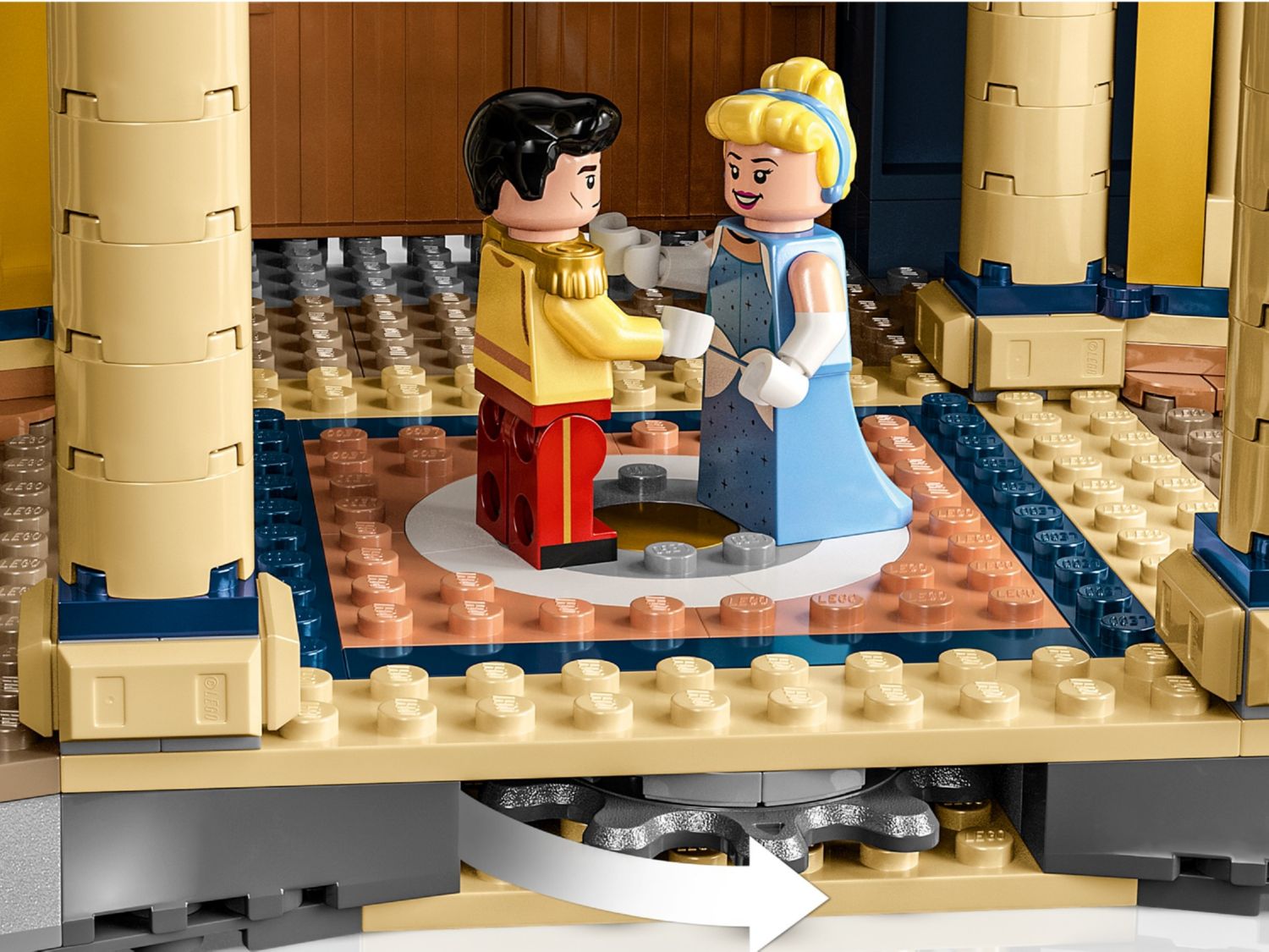 Конструктор Lego Disney Princess Замок Диснея (43222) - фото 5 Конструктор Lego Disney Princess Замок Диснея (43222) - фото 5