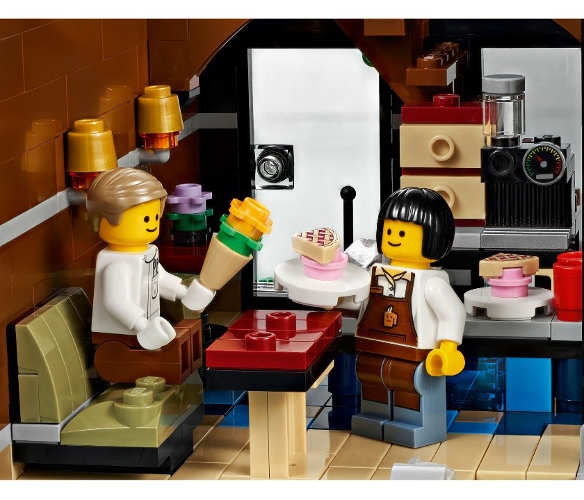 Конструктор Lego Expert Міська площа (10255) - фото 3 Конструктор Lego Expert Міська площа (10255) - фото 3