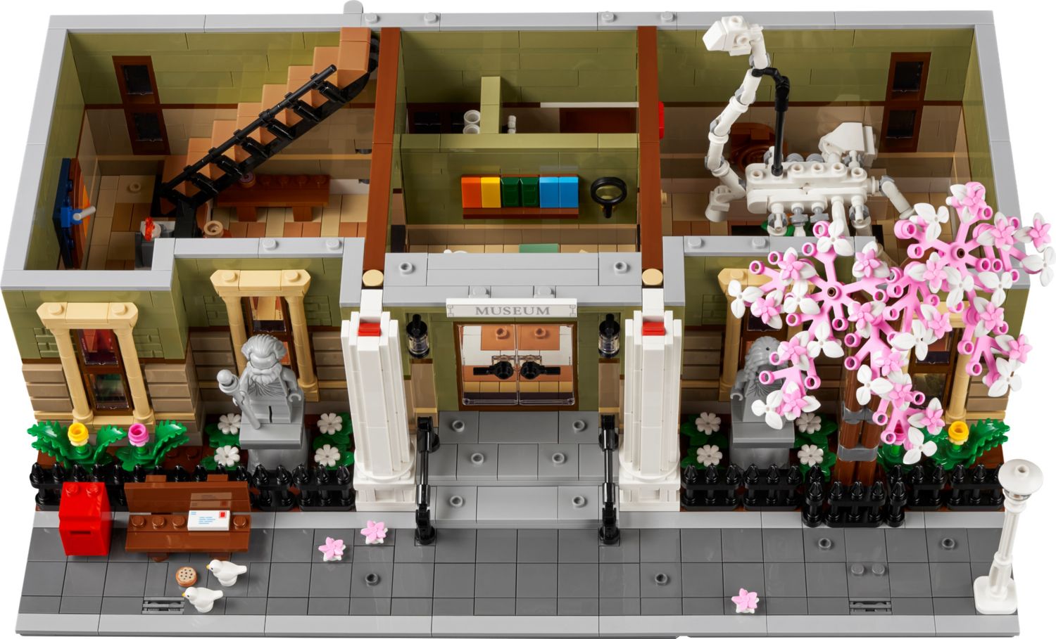 Конструктор Lego Expert Природоведческий музей (10326) - фото 2 Конструктор Lego Expert Природоведческий музей (10326) - фото 2
