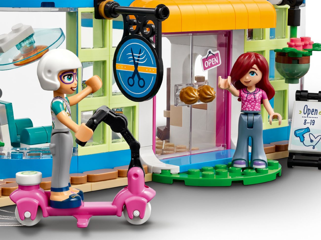 Конструктор Lego Friends Парикмахерская (41743) - фото 4 Конструктор Lego Friends Парикмахерская (41743) - фото 4