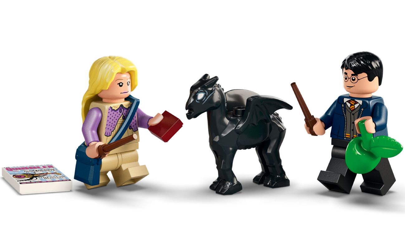 Конструктор Lego Harry Potter Карета та фестивалі Хогвартсу (76400) - фото 4 Конструктор Lego Harry Potter Карета та фестивалі Хогвартсу (76400) - фото 4