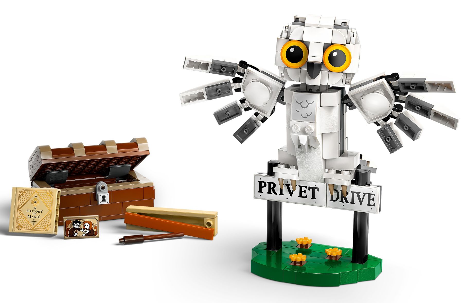 Конструктор Lego Harry Potter Хедвиг на Тисовой улице 4 (76425) - фото 1