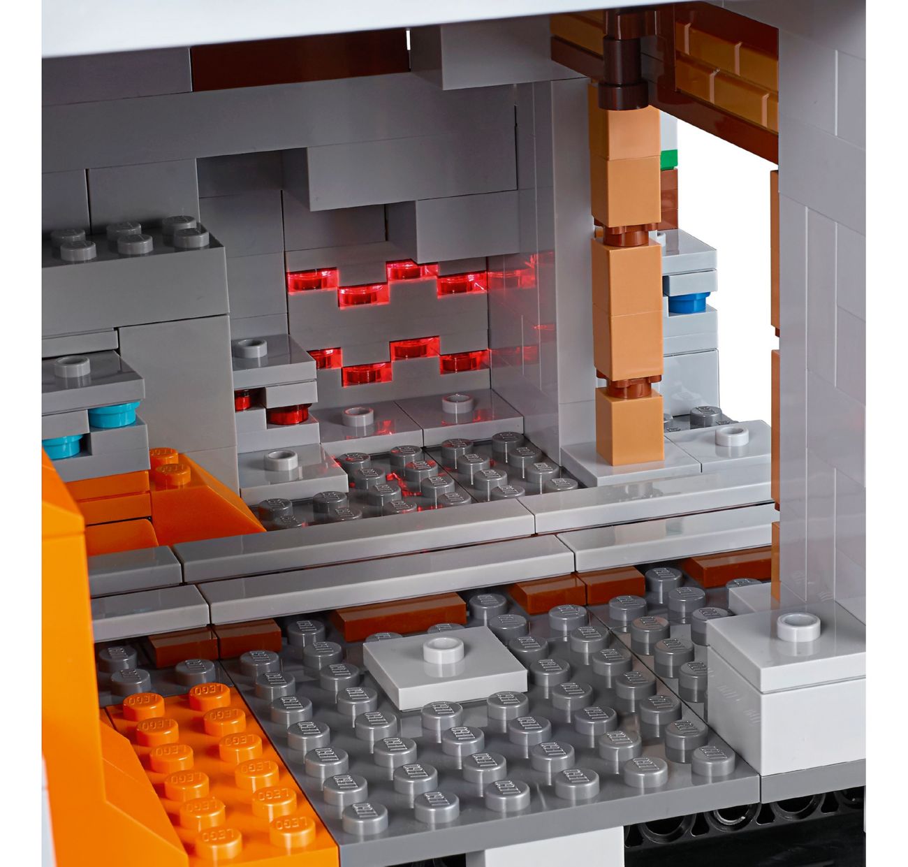 Конструктор Lego minecraft Горная пещера (21137) - фото 5 Конструктор Lego minecraft Горная пещера (21137) - фото 5
