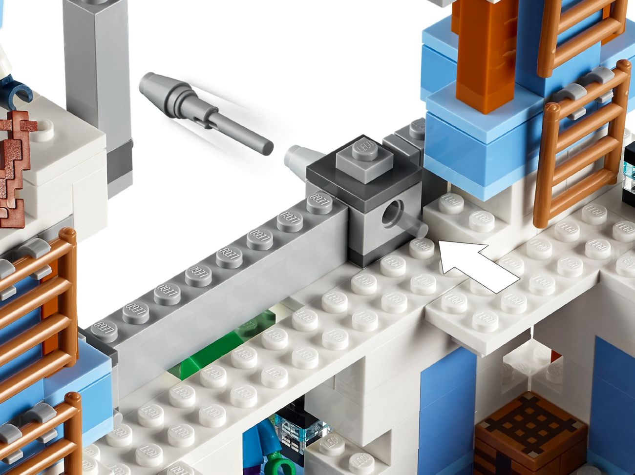 Конструктор Lego Minecraft Ледяной замок (21186) - фото 5
