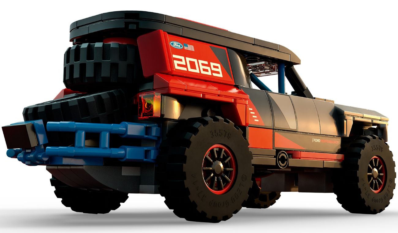 Конструктор Lego Speed Champions Ford GT Heritage Edition and Bronco R (76905) - фото 3 Конструктор Lego Speed Champions Ford GT Heritage Edition and Bronco R (76905) - фото 3