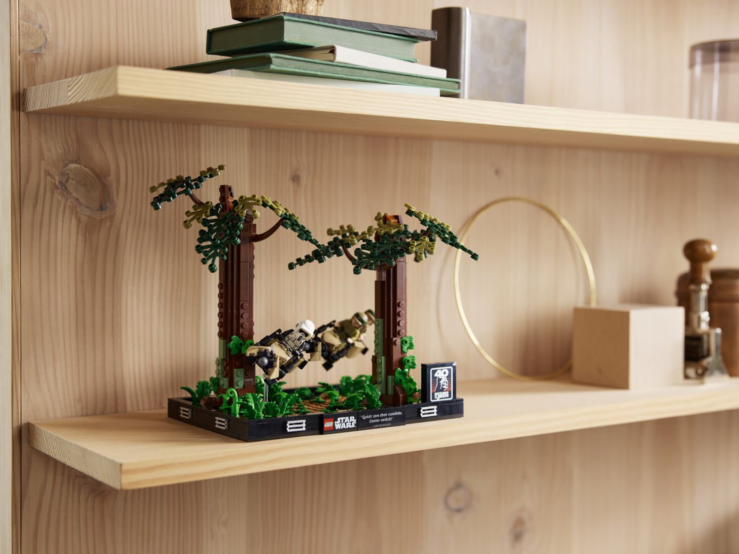 Конструктор Lego Star Wars Диорама Погоня на спидере в Эндоре (75353) - фото 5 Конструктор Lego Star Wars Диорама Погоня на спидере в Эндоре (75353) - фото 5