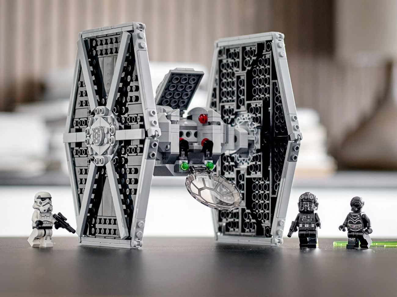 Конструктор Lego Star Wars Имперский истребитель TIE (75300) - фото 2