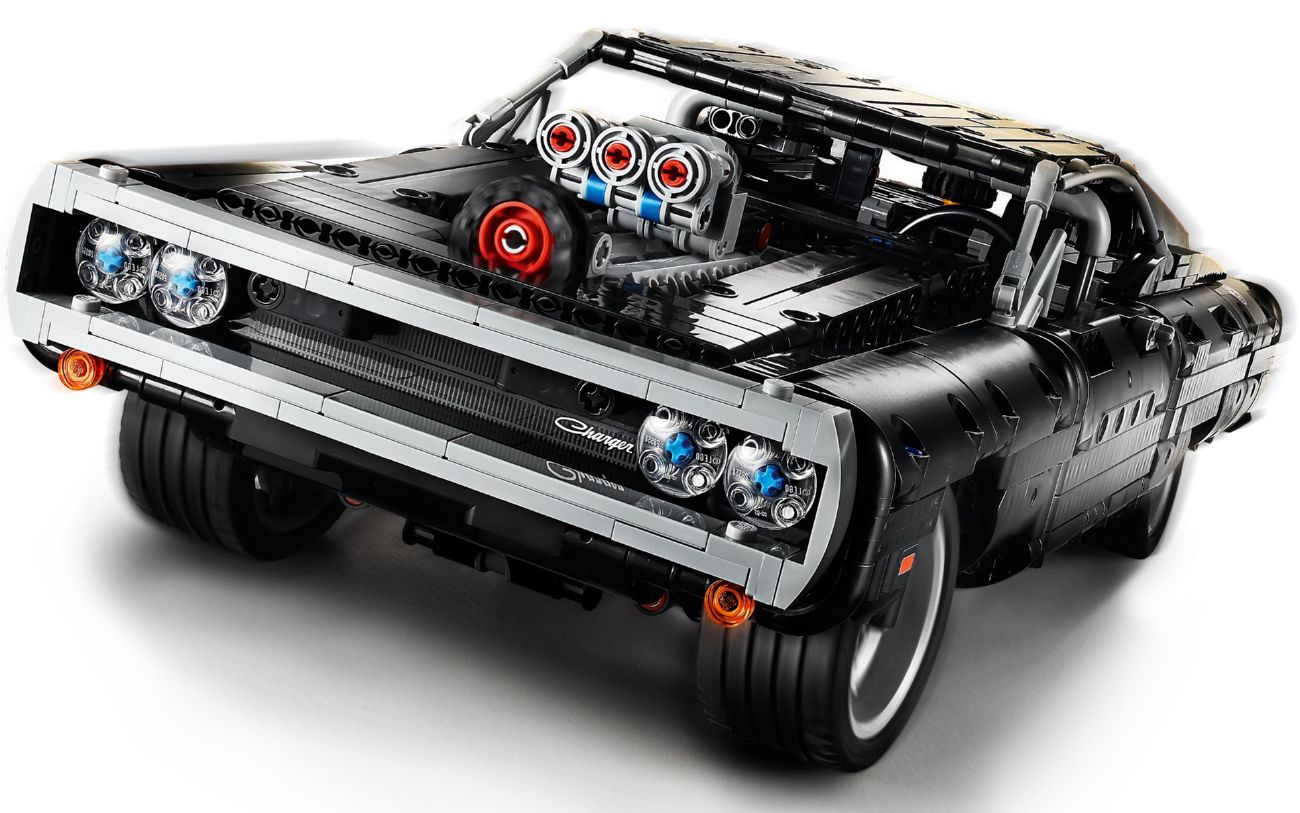 Конструктор Lego Technic Додж Чарджер Домініка (42111) - фото 4 Конструктор Lego Technic Додж Чарджер Домініка (42111) - фото 4