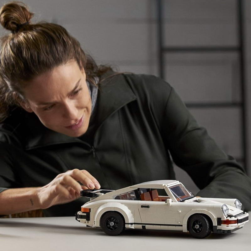 Конструктор Lego Icons Porsche 911 (10295) - фото 6