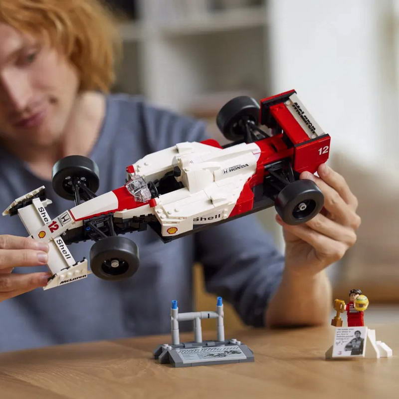 Конструктор Lego McLaren MP4/4 та Айртон Сенна (10330) - фото 7