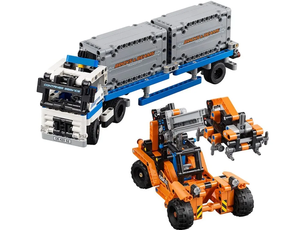 Конструктор LEGO Technic Container Yard Контейнерный терминал (42062) - фото 1