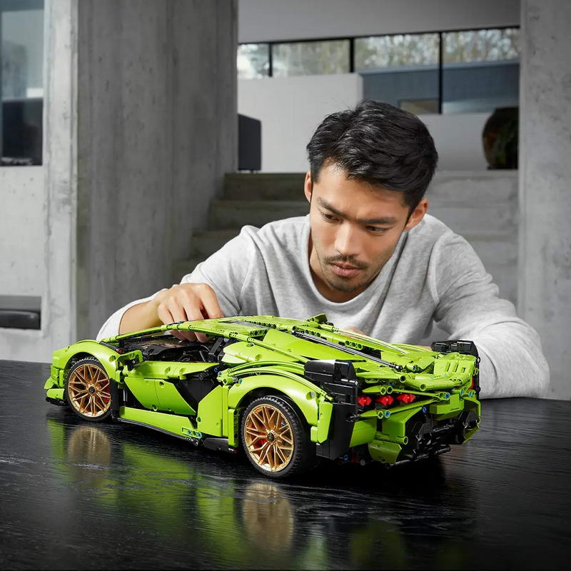 Конструктор Lego Technic Lamborghini Sián FKP 37 (42115) - фото 10 Конструктор Lego Technic Lamborghini Sián FKP 37 (42115) - фото 10