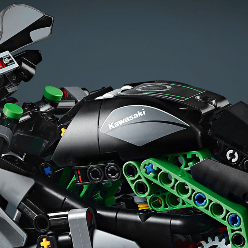 Конструктор Lego Technic Мотоцикл Kawasaki Ninja H2R 42170 - фото 7