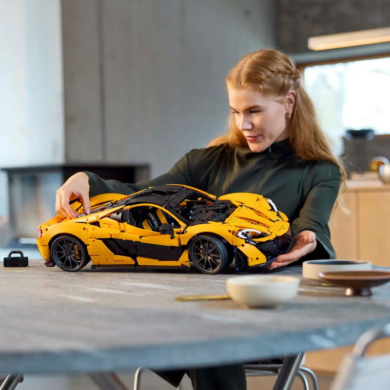 Конструктор Lego Technic McLaren P1 (42172) - фото 5