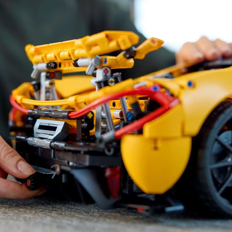 Конструктор Lego Technic McLaren P1 (42172) - фото 6