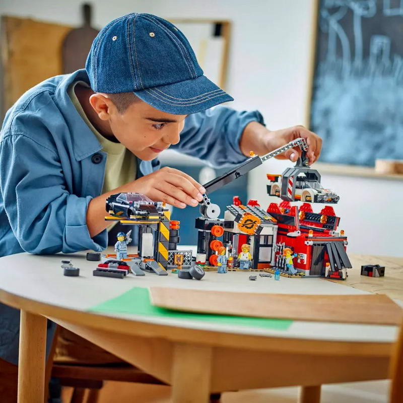 Конструктор Lego City Звалище з автомобілями (60472) - фото 3