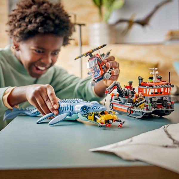 Конструктор Lego Jurassic World Нападение мозазавра на лодку (77983) - фото 10 Конструктор Lego Jurassic World Нападение мозазавра на лодку (77983) - фото 10