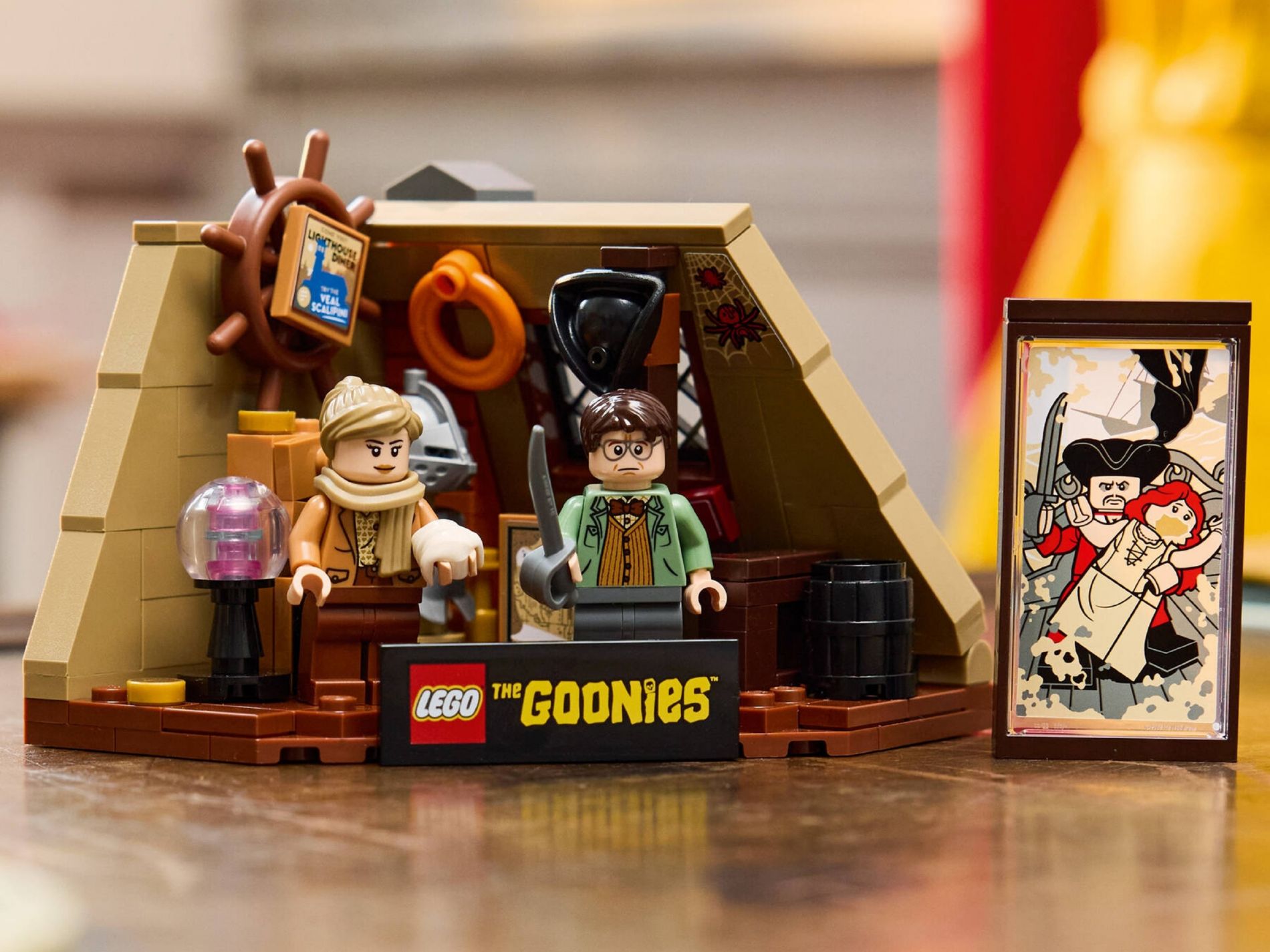 Конструктор Lego Ideas Горище Уолшей (40773) - фото 2 Конструктор Lego Ideas Горище Уолшей (40773) - фото 2