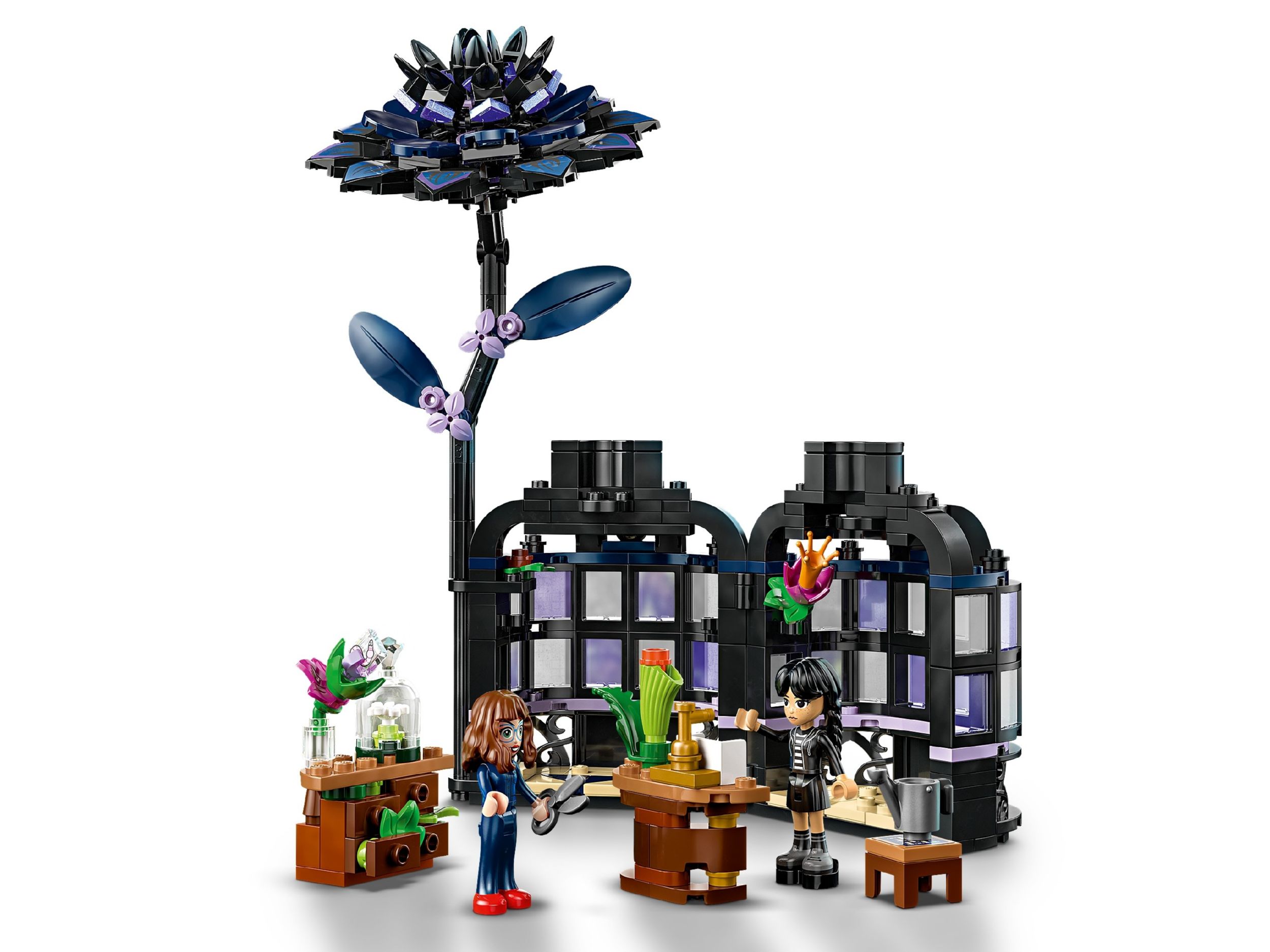 Конструктор Lego Wednesday Чорний жоржин (76784) - фото 4 Конструктор Lego Wednesday Чорний жоржин (76784) - фото 4