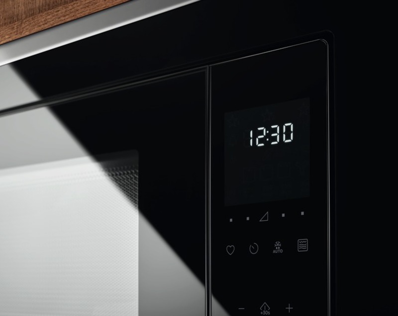 Вбудована мікрохвильова піч Electrolux LMS4253TBX - фото 3