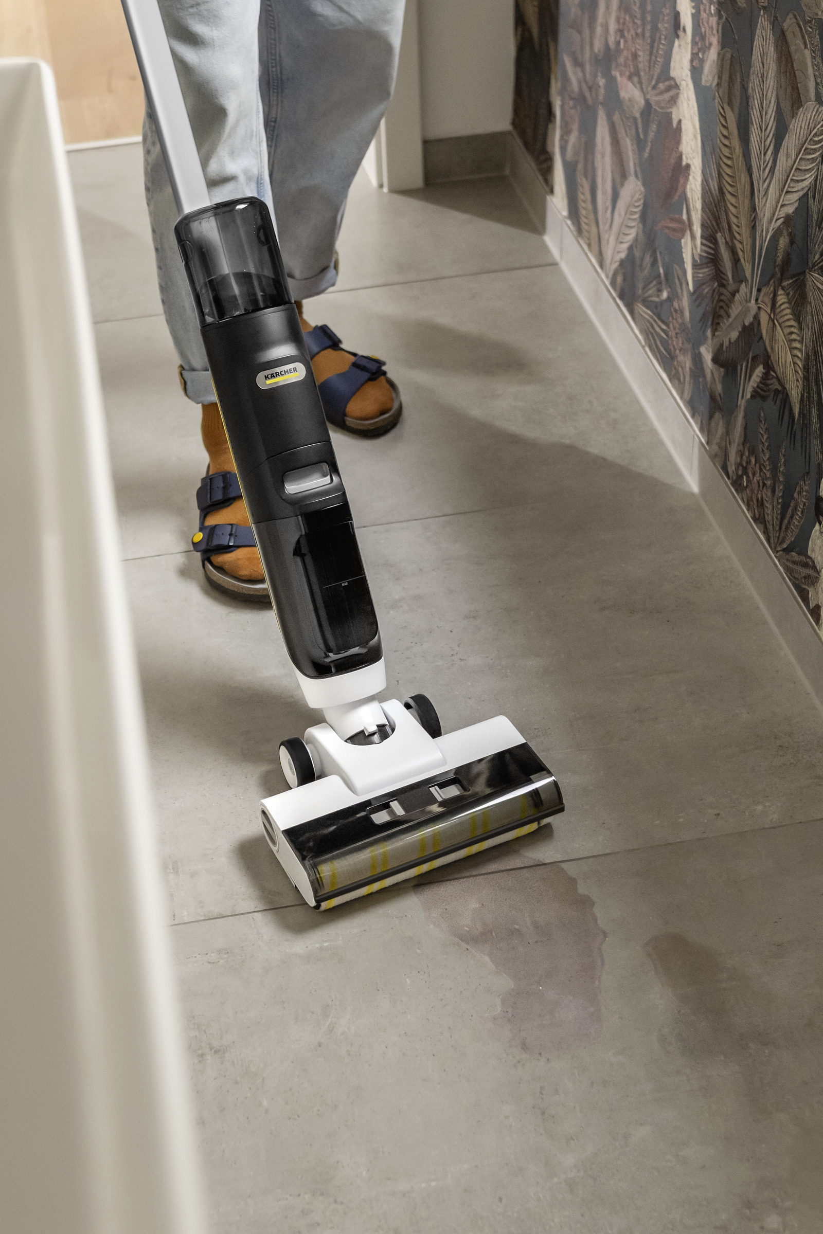 Пылесос Karcher FCV 3 (1.056-122.0) - фото 8 Пылесос Karcher FCV 3 (1.056-122.0) - фото 8